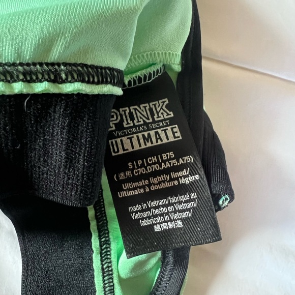 PINK Sports Bra - Picture 3 of 3